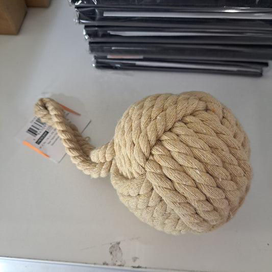 Rope vase filler ball