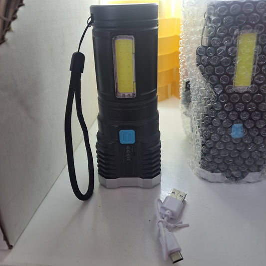 Rechargeable LED flashlight